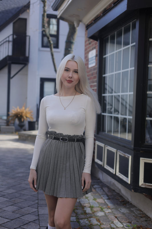 High-wasted pleated skort